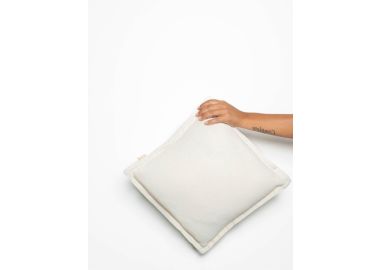  כרית נוי כולל מילוי 45x45 ס"מ דגם הוואנה צבע שמנת