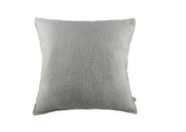 כרית נוי כולל מילוי 45x45 ס"מ דגם טדי צבע שמנת