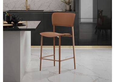 כסא בר דמוי עור חום דגם סאליבן