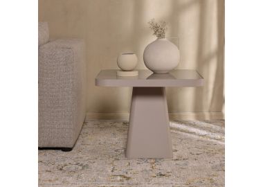 שולחן סלון 60*60 זכוכית משולבת מתכת בגוון בז' דגם פוארטו 