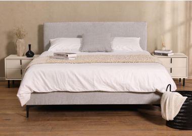 מיטה זוגית 200*160 ס"מ בד בגוון אפור בהיר דגם קלאוד