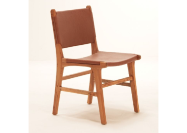 כסא מעץ טיק ועור Europa