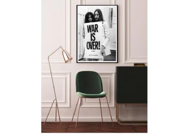 תמונה מקנבס 50x75 ס"מ דגם John&Yoko-War is over